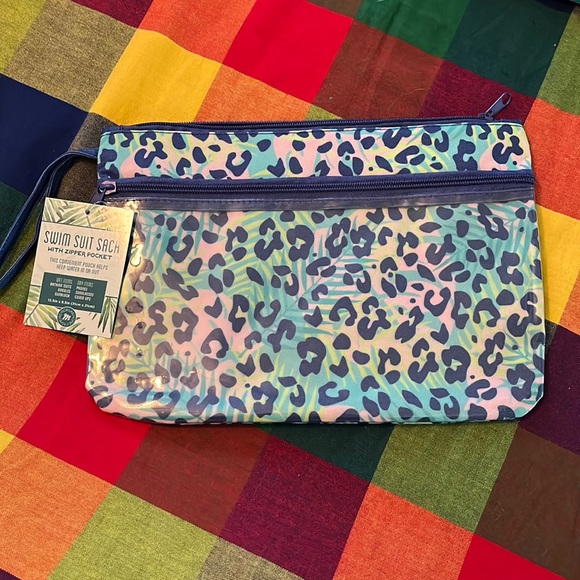 Handbags - Swimsuit Sack with Zipper Pocket - combined leopard print over leaves